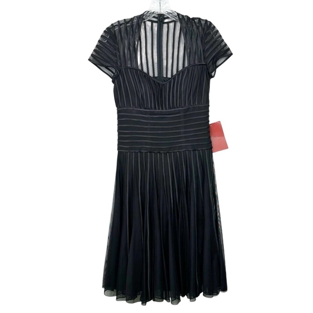 NWT JS COLLECTIONS | Black Mesh Overlay &‎ Satin Dress Sweetheart Neckline Sz. 4